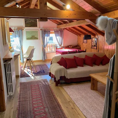 Apartament Mansarda D&d *